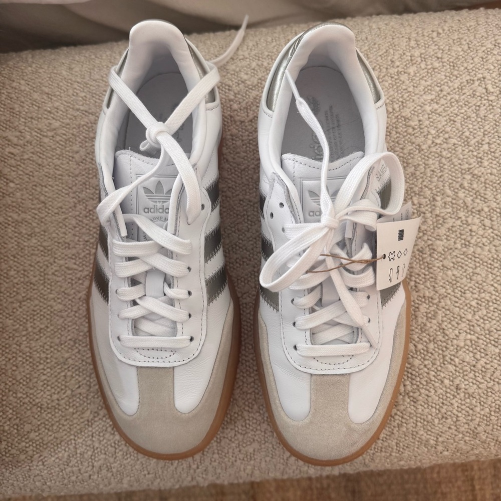 Adidas Sambas - Picture 2 of 4